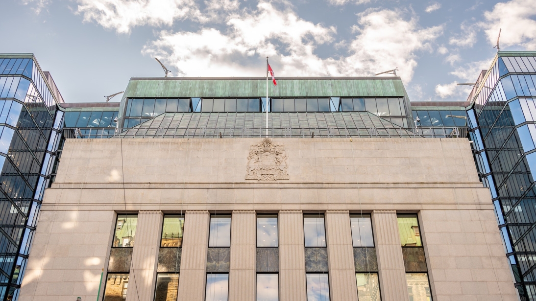 Why the U.S. Federal Reserve and Bank of Canada cut interest rates