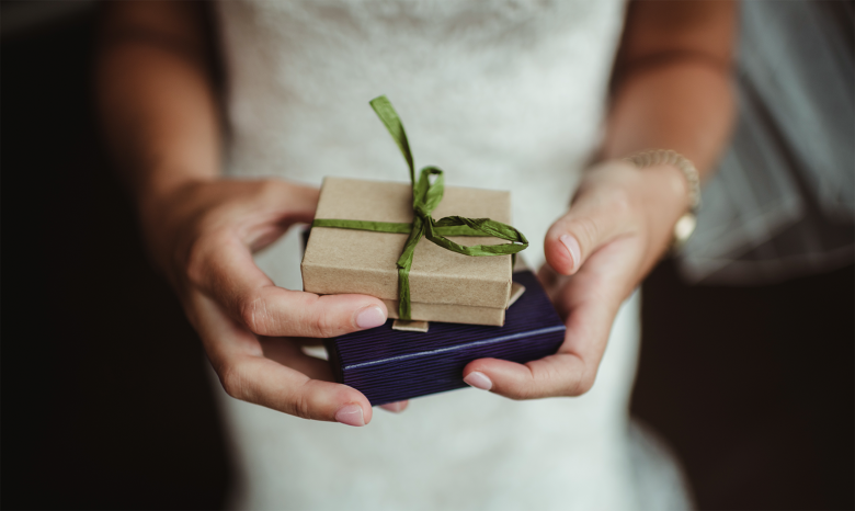 Combien devriez-vous donner en cadeau de mariage?